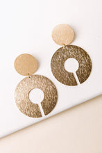 Load image into Gallery viewer, Circles Oversized Earrings
